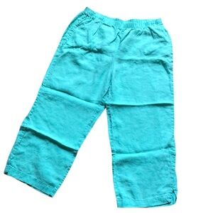 Choices Aqua Linen Capris with pockets, size medium 100% linen Elastic waist